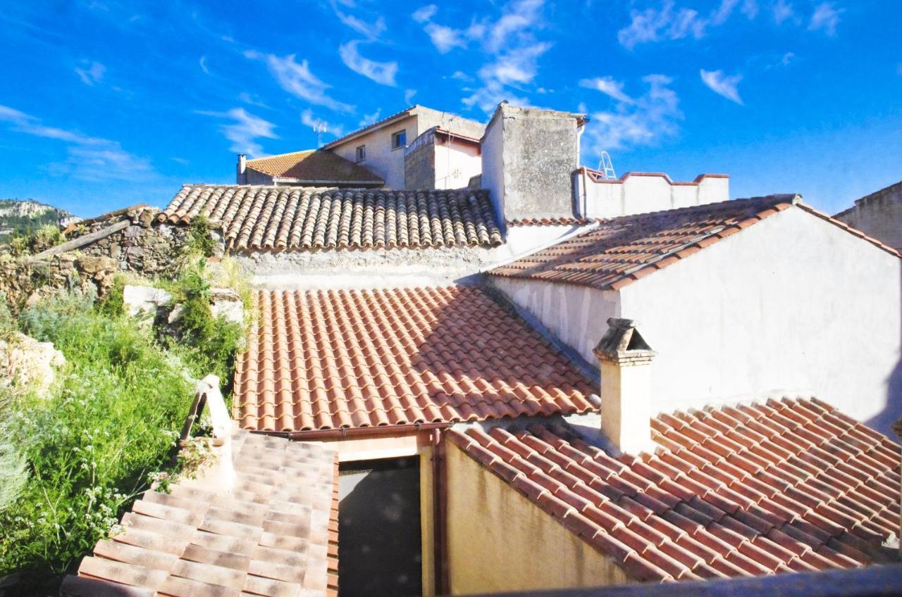Casa De Ajala - B&B De Charme In Antica Dimora Totalmente Ristrutturata E Dotata Di Tutti I Confort Bagni Privati Spazio Living Patio Esterno Ambienti Climatizzati Degustazioni Prodotti Locali Làconi Exterior foto