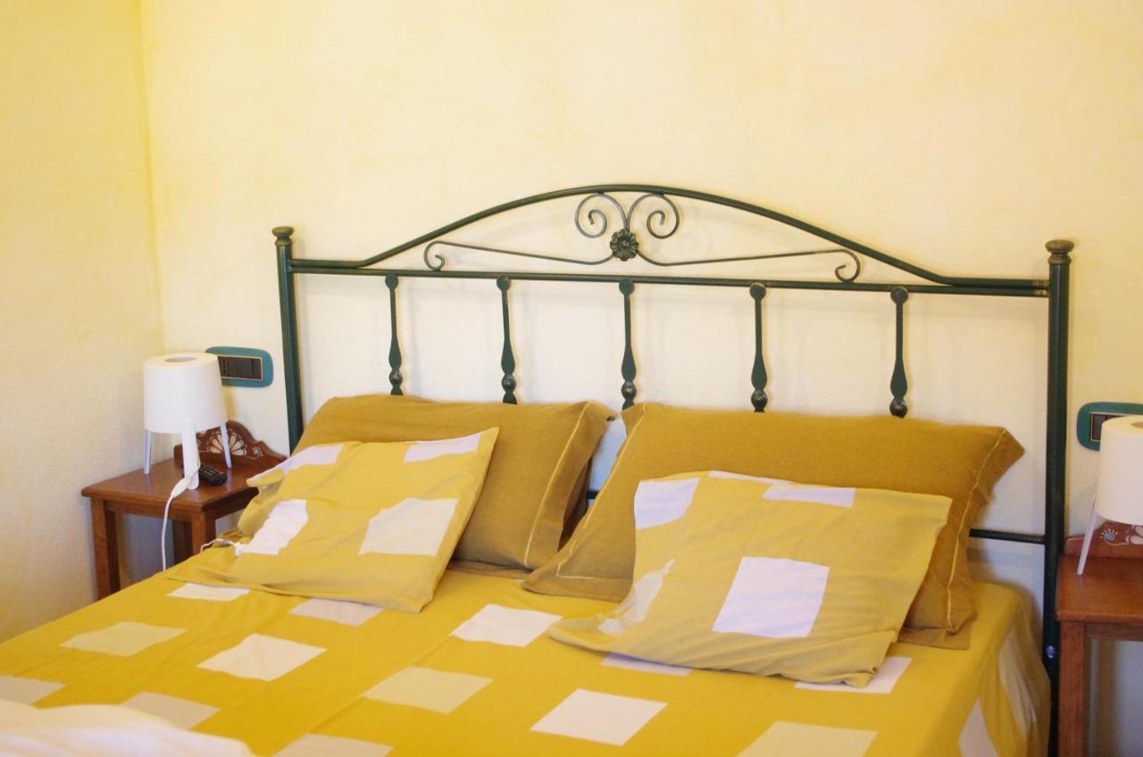 Casa De Ajala - B&B De Charme In Antica Dimora Totalmente Ristrutturata E Dotata Di Tutti I Confort Bagni Privati Spazio Living Patio Esterno Ambienti Climatizzati Degustazioni Prodotti Locali Làconi Exterior foto