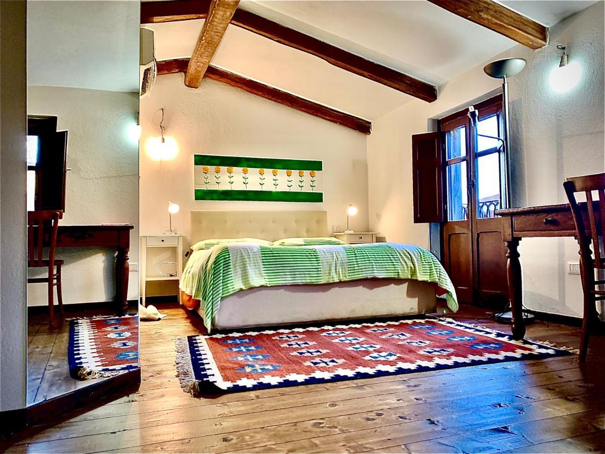 Casa De Ajala - B&B De Charme In Antica Dimora Totalmente Ristrutturata E Dotata Di Tutti I Confort Bagni Privati Spazio Living Patio Esterno Ambienti Climatizzati Degustazioni Prodotti Locali Làconi Exterior foto